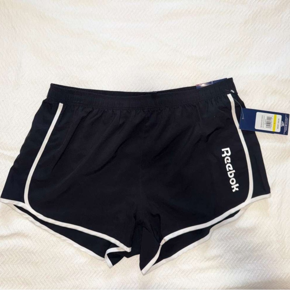 NWT Reebok Women's Black Athletic Shorts with White Trim size Large